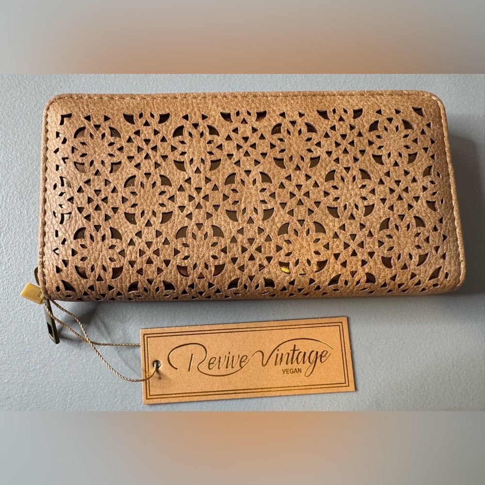 Revive vintage vegan floral cut-out design multiple compartments zippered wallet